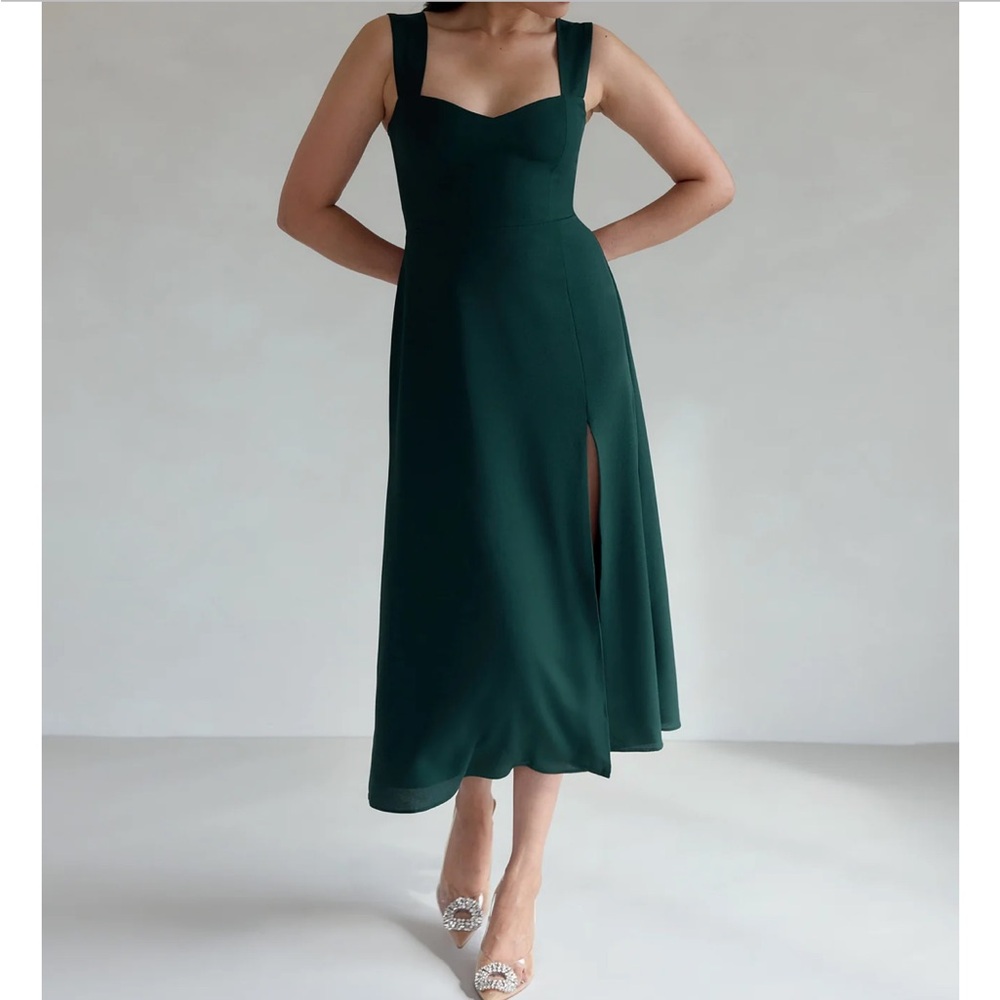 Park and Fifth Hastings Dress in Hunter Green